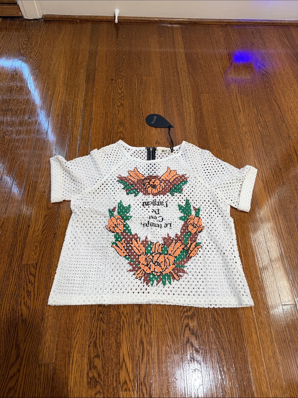 New with tags stylish top